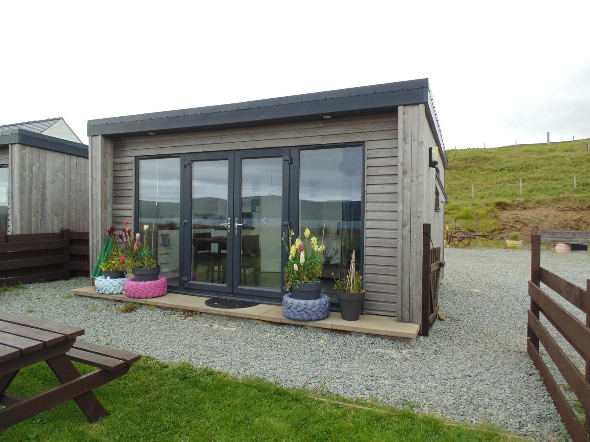 Lampay Chalets Dunvegan  Bagian luar foto