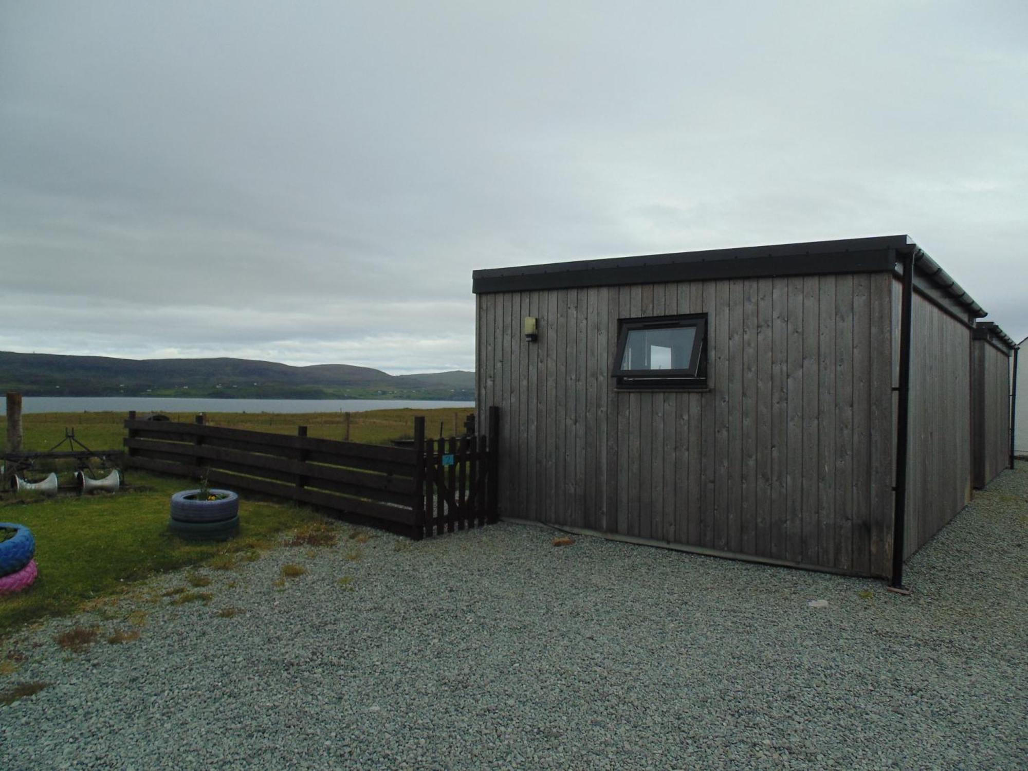 Lampay Chalets Dunvegan  Bagian luar foto
