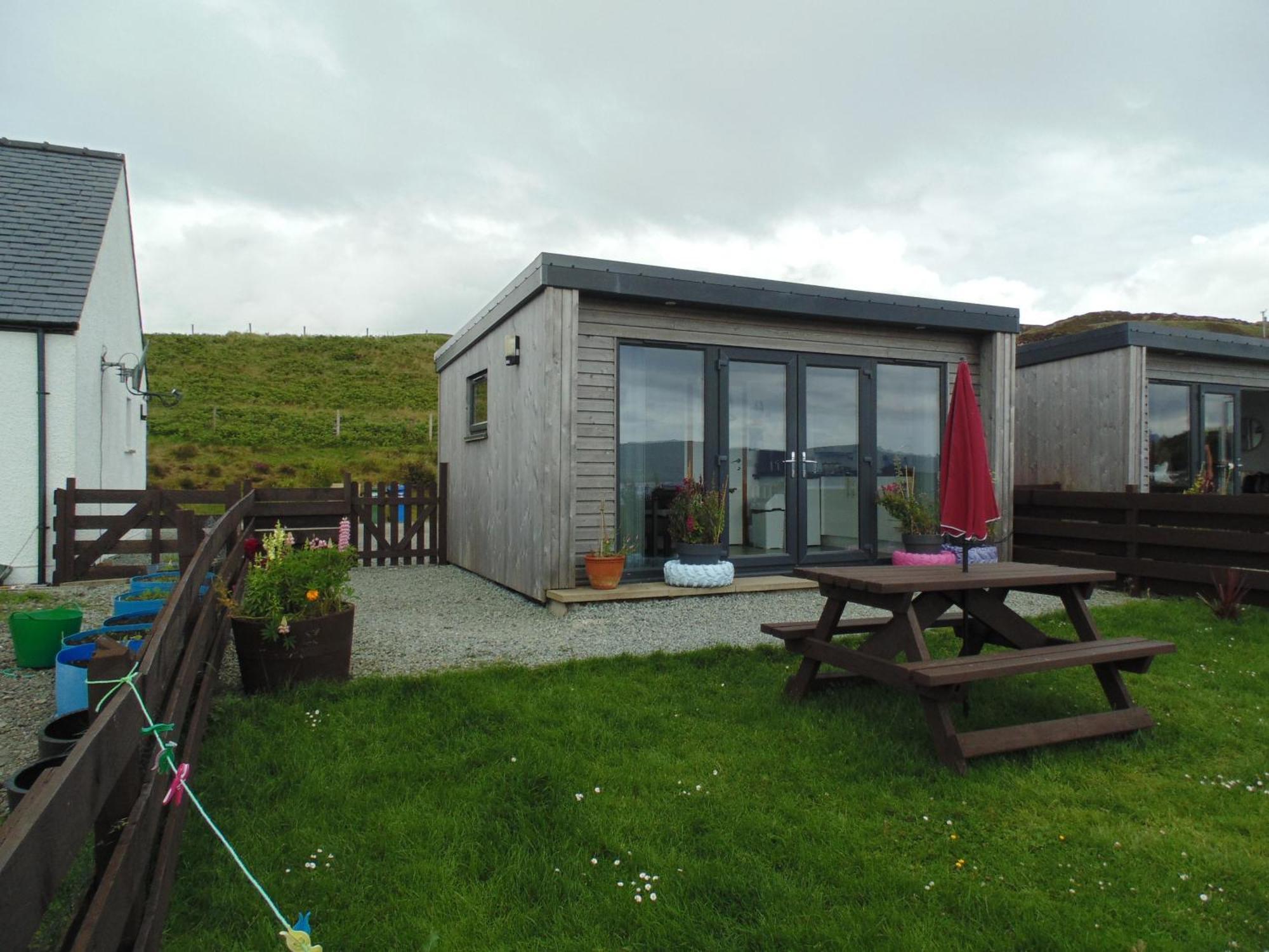 Lampay Chalets Dunvegan  Bagian luar foto